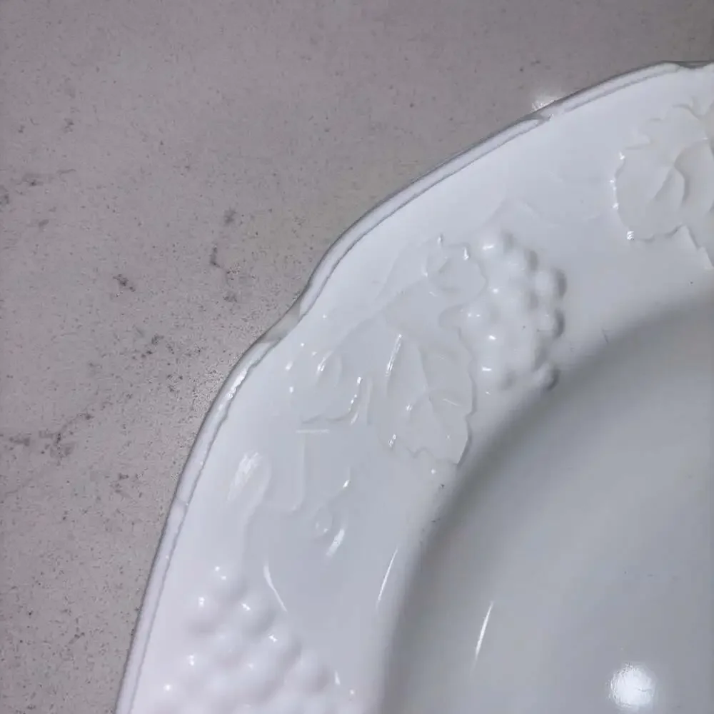Vintage Indiana Glass Colony Harvest Grape White Milk Glass Dinner Plates (12)